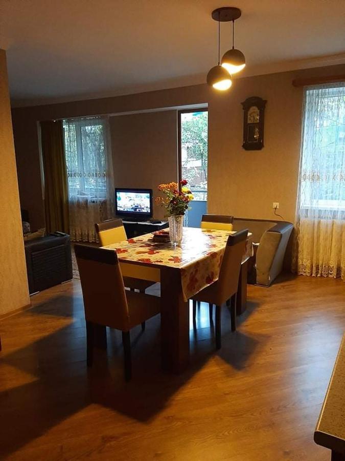 Hotel Family Hotel Chiatura Extérieur photo